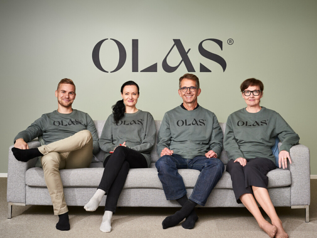 Kuvassa vasemmalta oikealle Henri Kajula, Elina Rahkonen, Pekka Vähähyyppä ja Anna Tapio